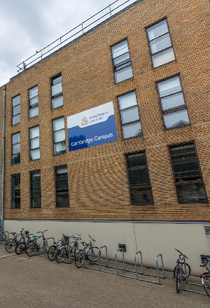 アングリアラスキン大学